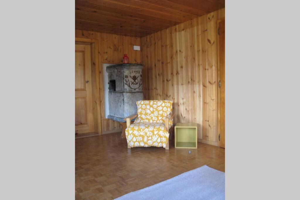 Alpia 26 - Zwei Zimmerwohnung In Traditionellem Walliser Haus Gasenried Екстер'єр фото